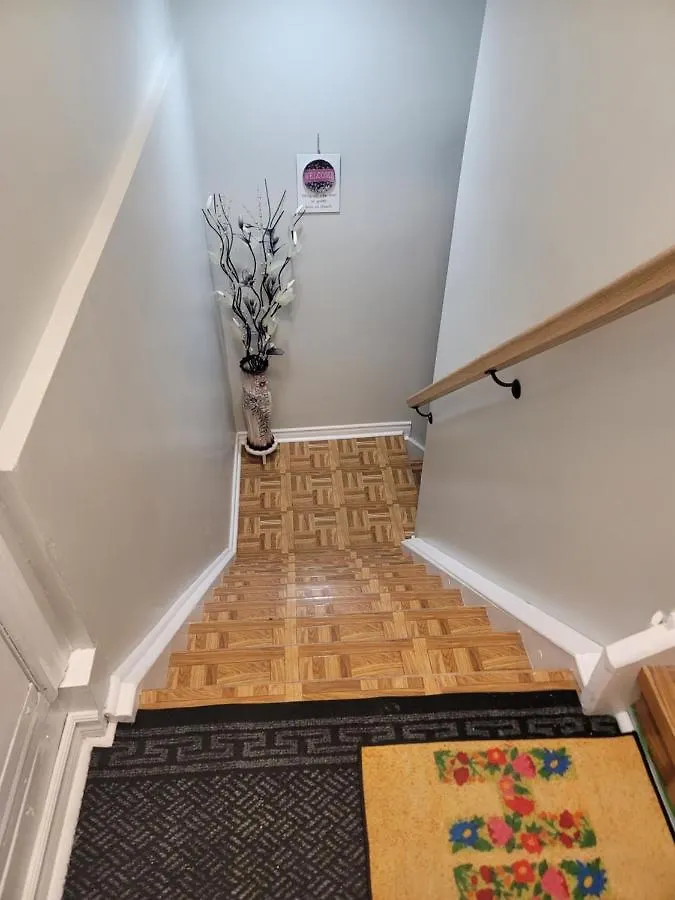Pansiyon Roryhouse Daire Toronto Kanada