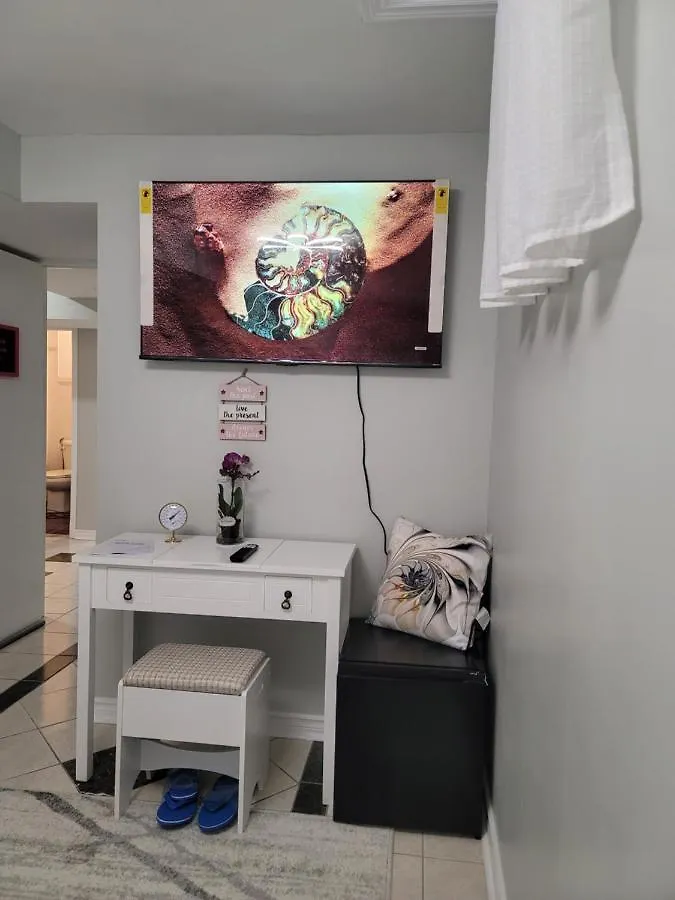 Roryhouse Daire Toronto