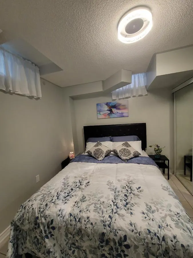 Privatunterkunft Ferienwohnung Roryhouse Toronto