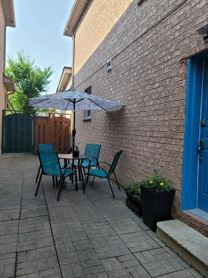 Privatunterkunft Ferienwohnung Roryhouse Toronto